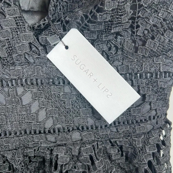 SUGAR+LIPS All My Love Women's Plunging Neck Lace Mini Dress  Black Pleats Small - Picture 9 of 13